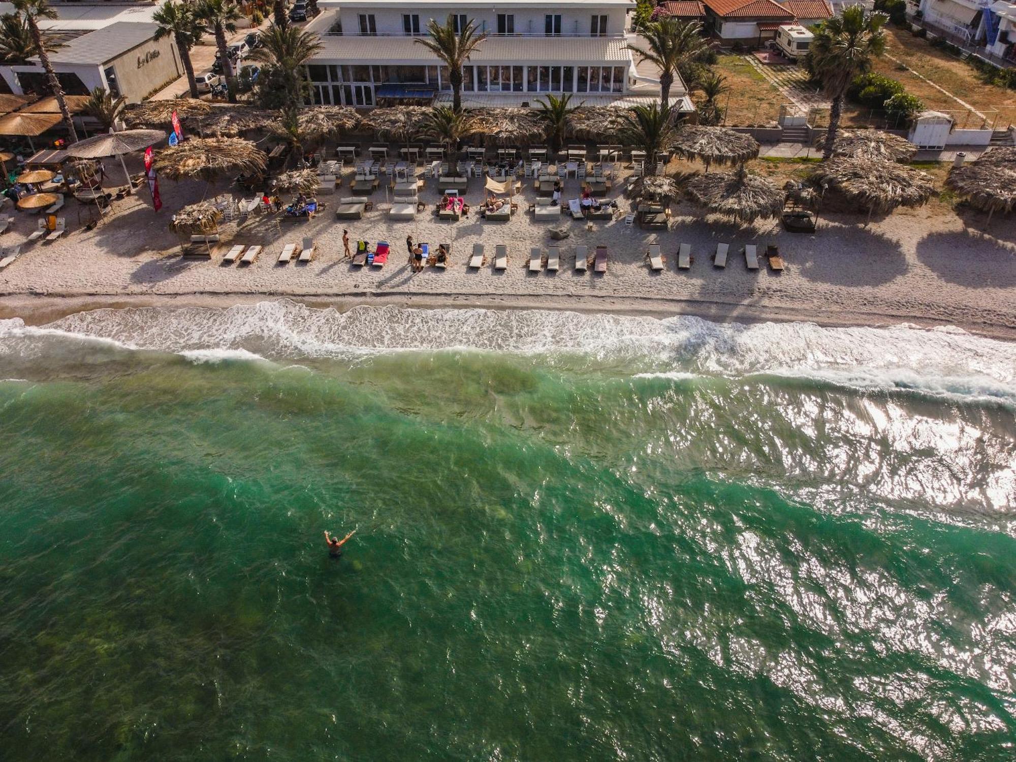 Tiki Beach Studios Nea Makri Exterior photo
